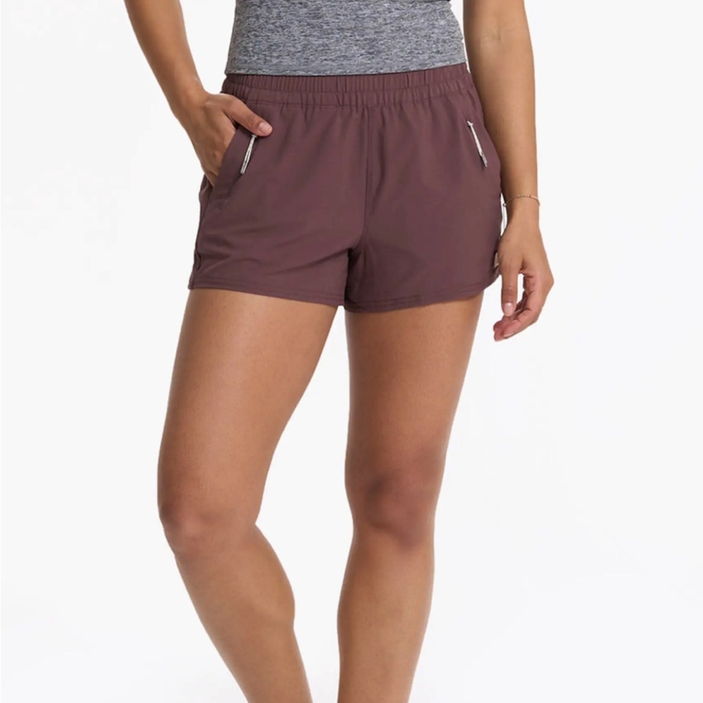 Vuori Dash Shorts